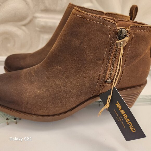 Teva Anaya Brown Booties. NIB. Size 6.5 - Picture 9 of 15